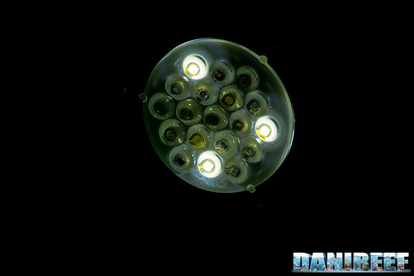 201904-misurazioni-plafoniera-led-Cetus-2-18-Copyright-by-DaniReef